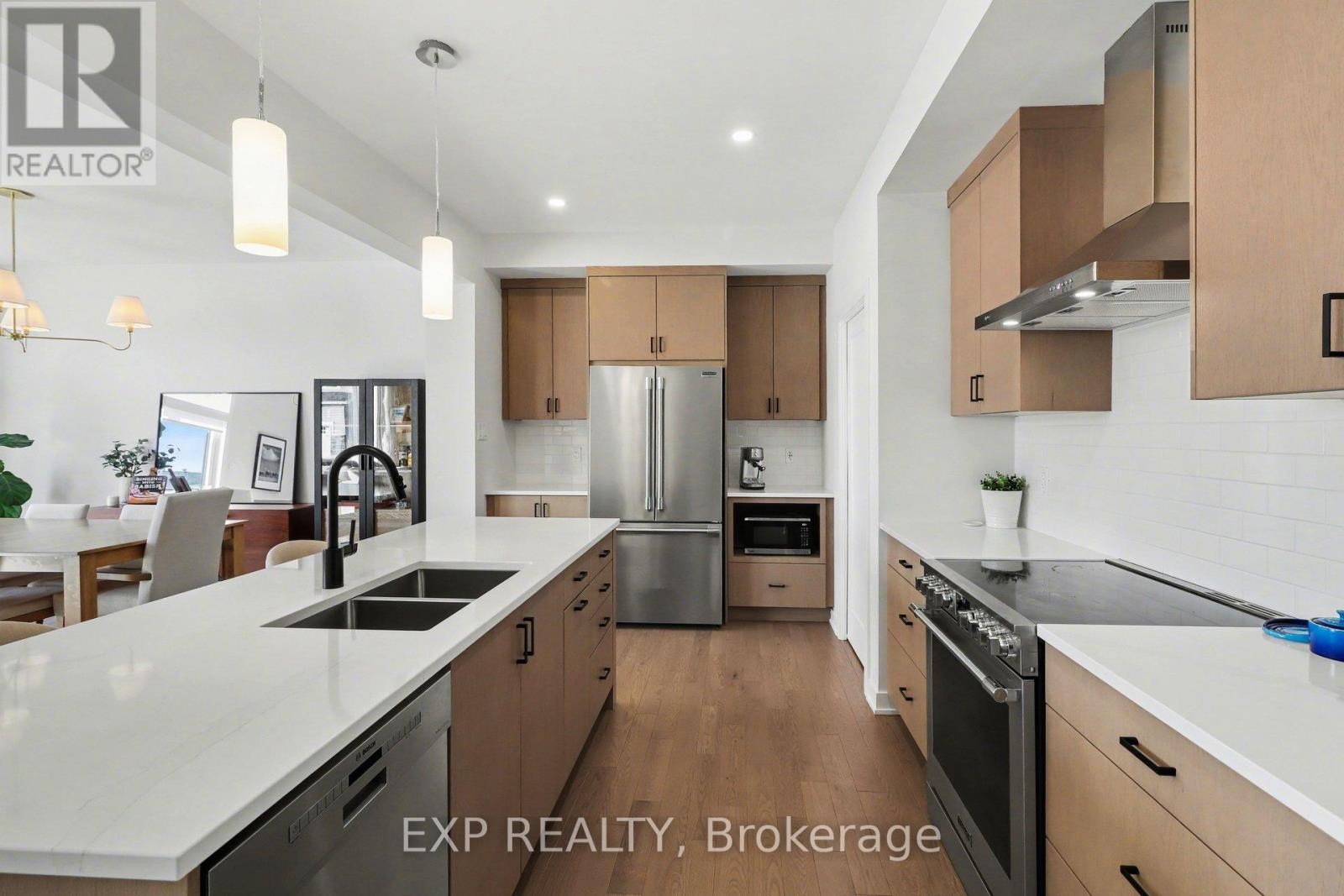 












540 MONTJAY ROAD

,
Ottawa,




Ontario
K4A5R2

