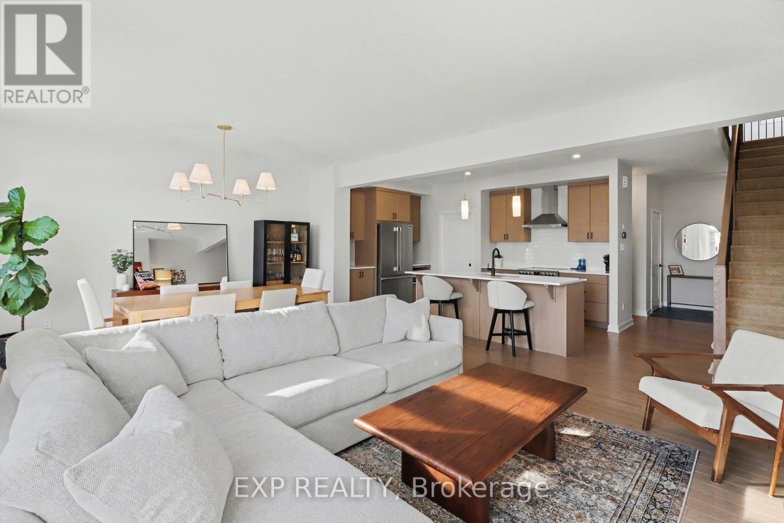 












540 MONTJAY ROAD

,
Ottawa,




Ontario
K4A5R2

