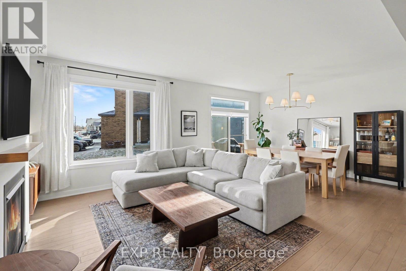 












540 MONTJAY ROAD

,
Ottawa,




Ontario
K4A5R2

