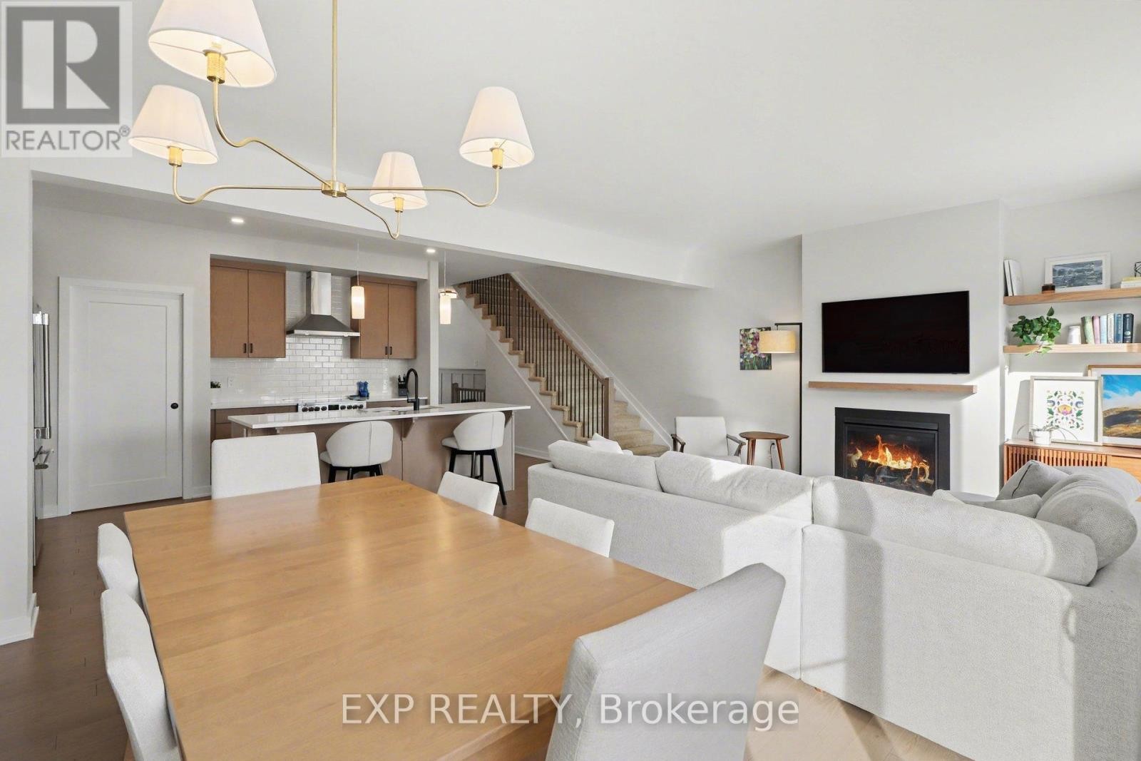 












540 MONTJAY ROAD

,
Ottawa,




Ontario
K4A5R2

