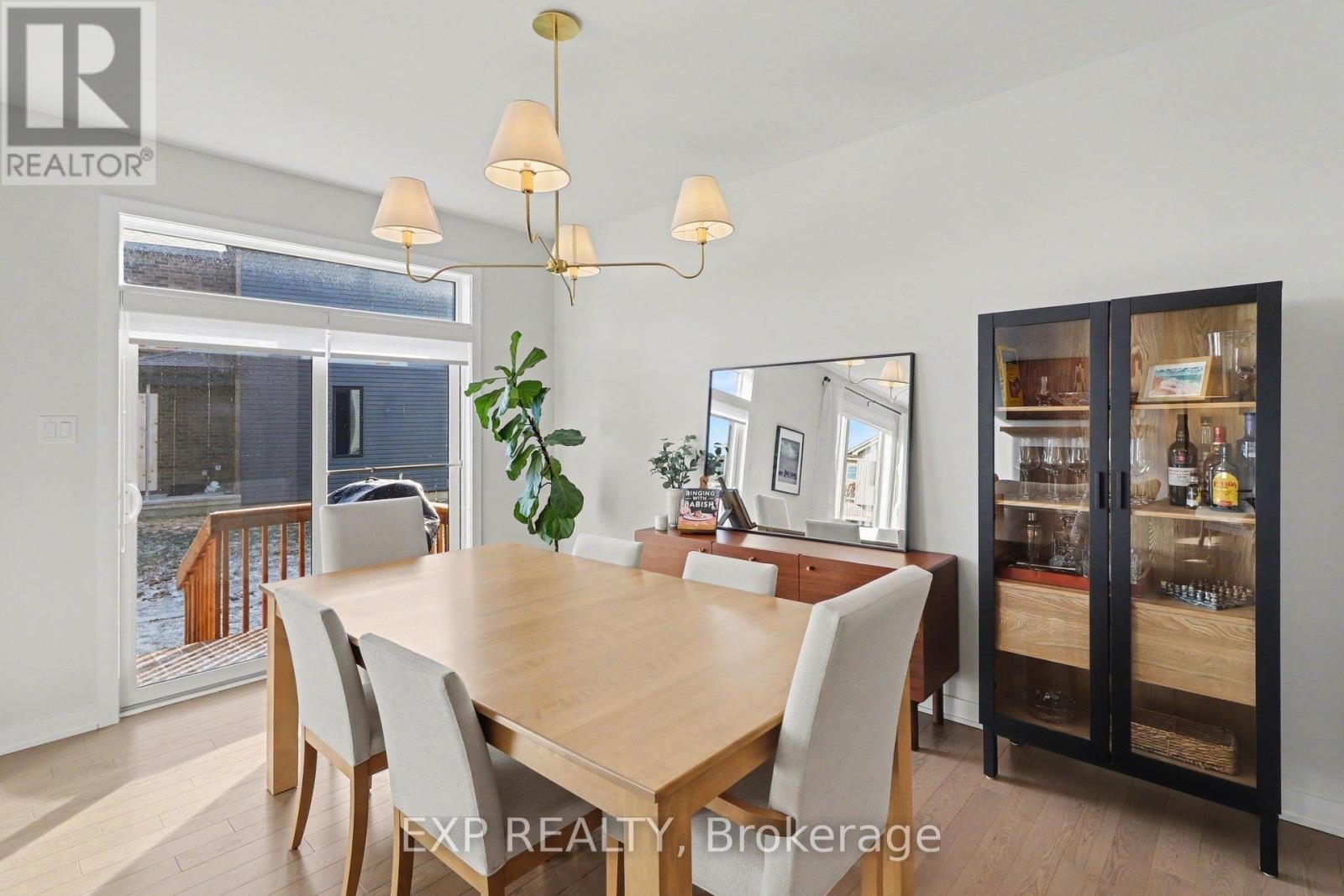 












540 MONTJAY ROAD

,
Ottawa,




Ontario
K4A5R2

