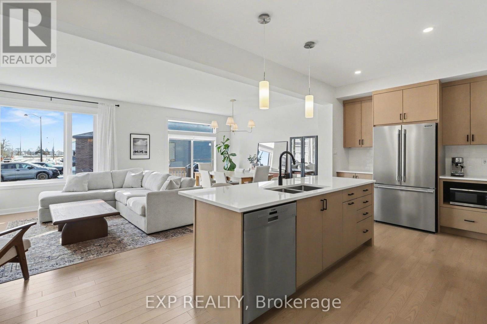 












540 MONTJAY ROAD

,
Ottawa,




Ontario
K4A5R2

