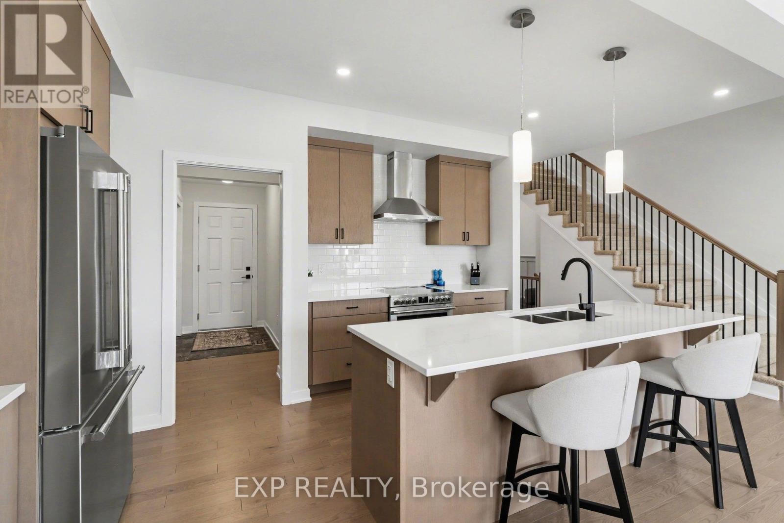 












540 MONTJAY ROAD

,
Ottawa,




Ontario
K4A5R2

