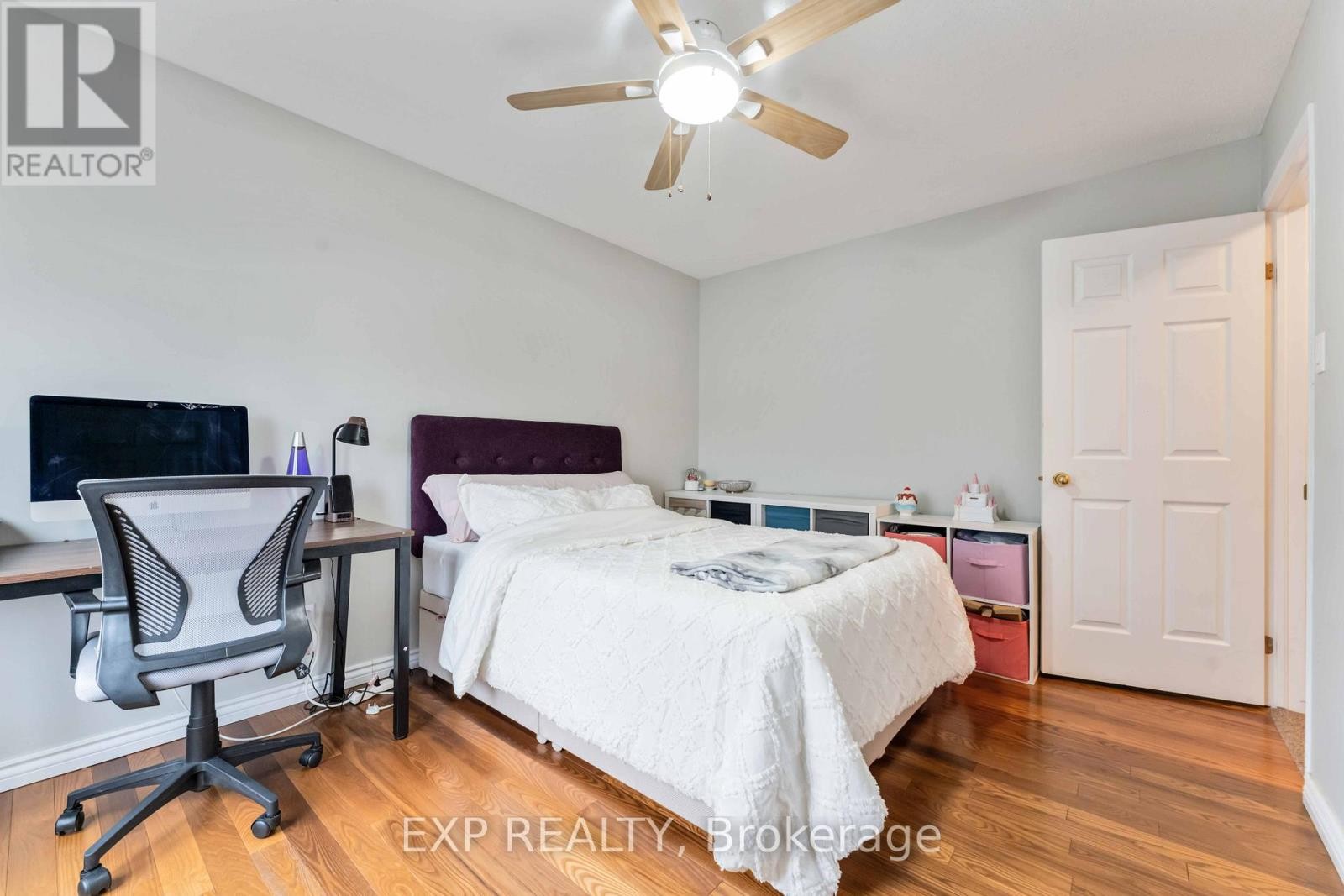 












3 NAKOTA WAY

,
Ottawa,




Ontario
K2J4E9

