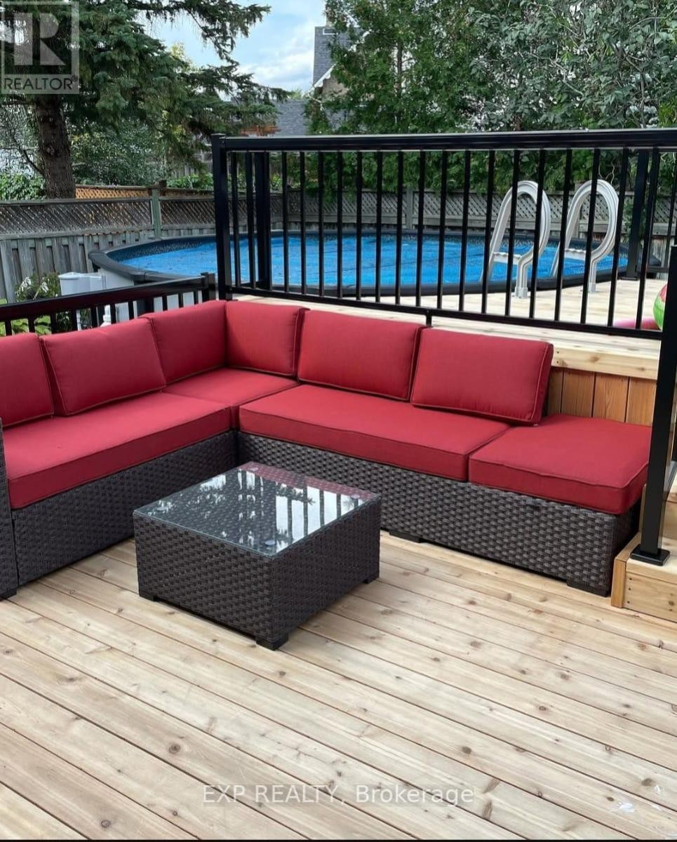 












3 NAKOTA WAY

,
Ottawa,




Ontario
K2J4E9

