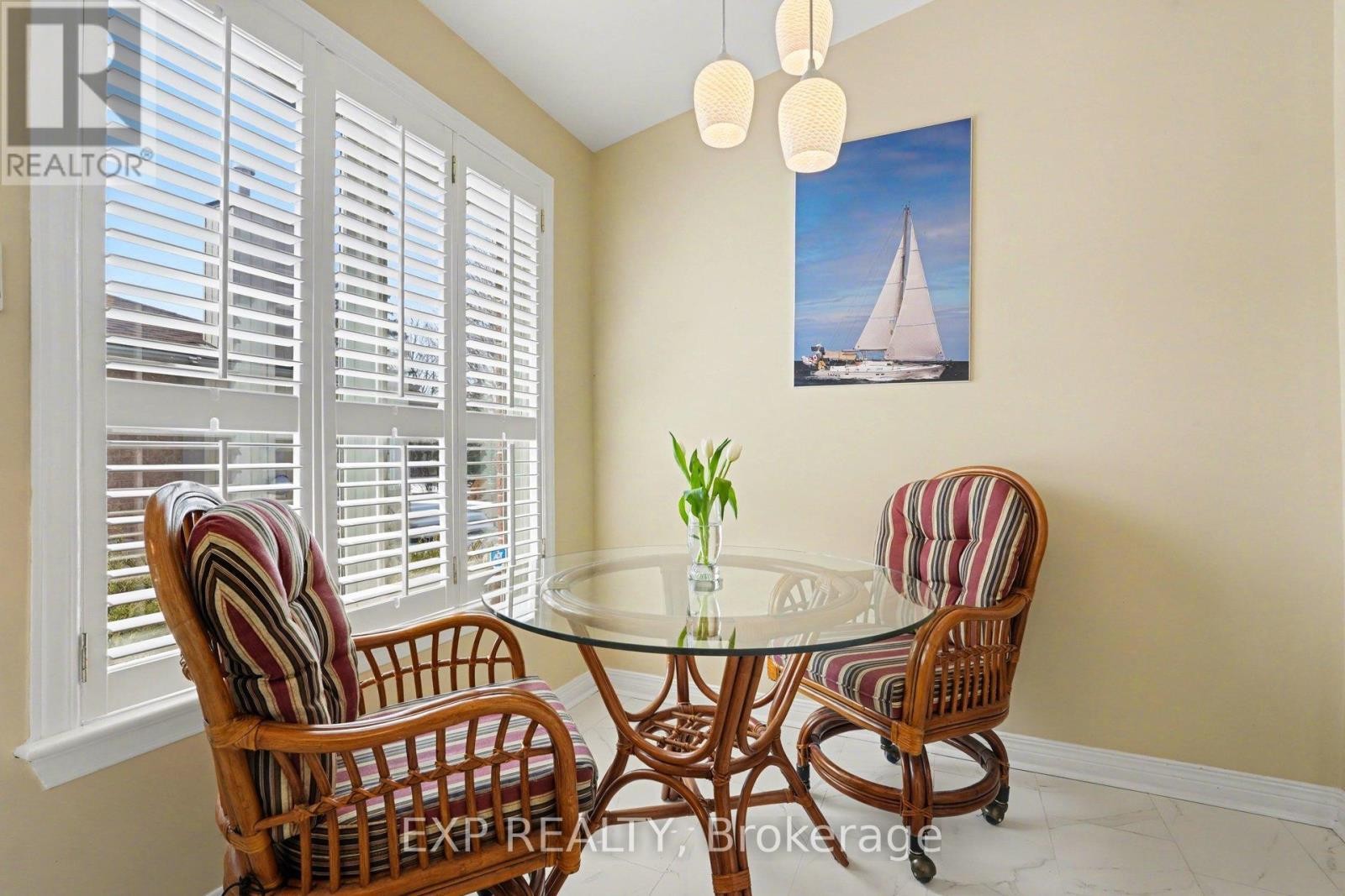 












41 BUNTING LANE

,
Ottawa,




Ontario
K2M2P7

