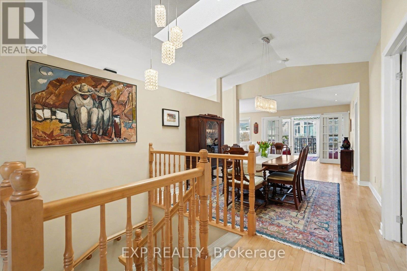 












41 BUNTING LANE

,
Ottawa,




Ontario
K2M2P7

