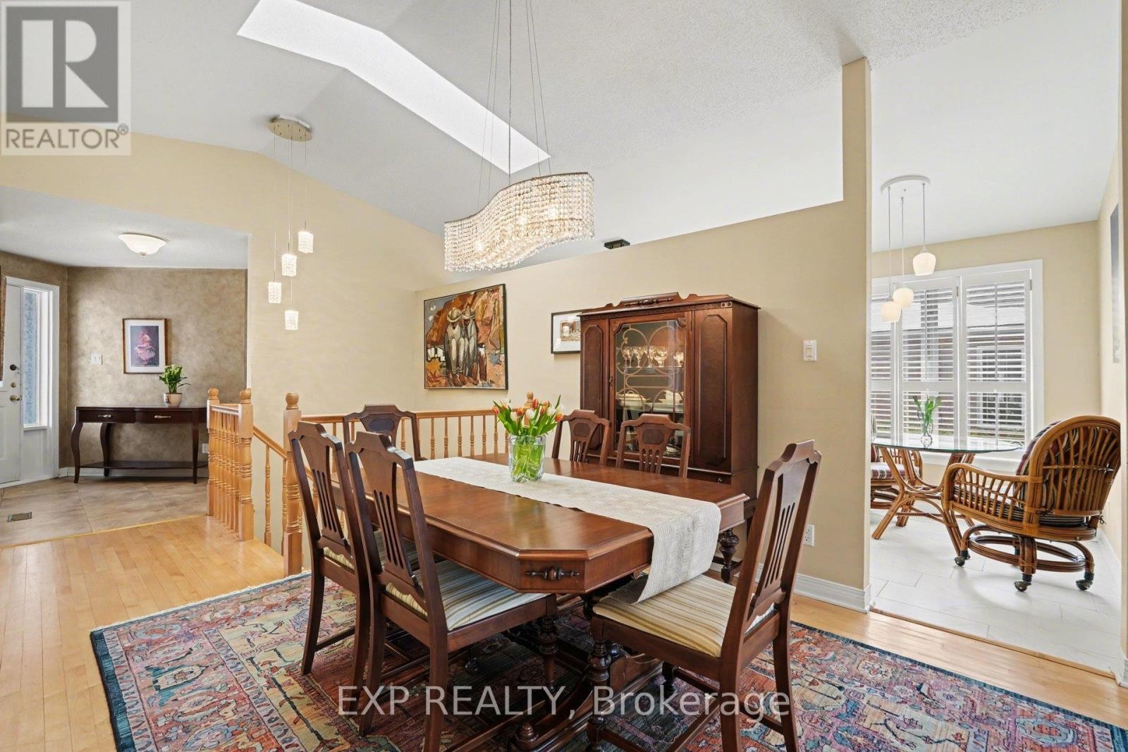 












41 BUNTING LANE

,
Ottawa,




Ontario
K2M2P7

