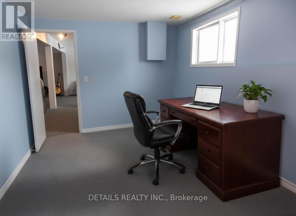 












7 TILLY LANE

,
North Grenville,




Ontario
K0G1S0

