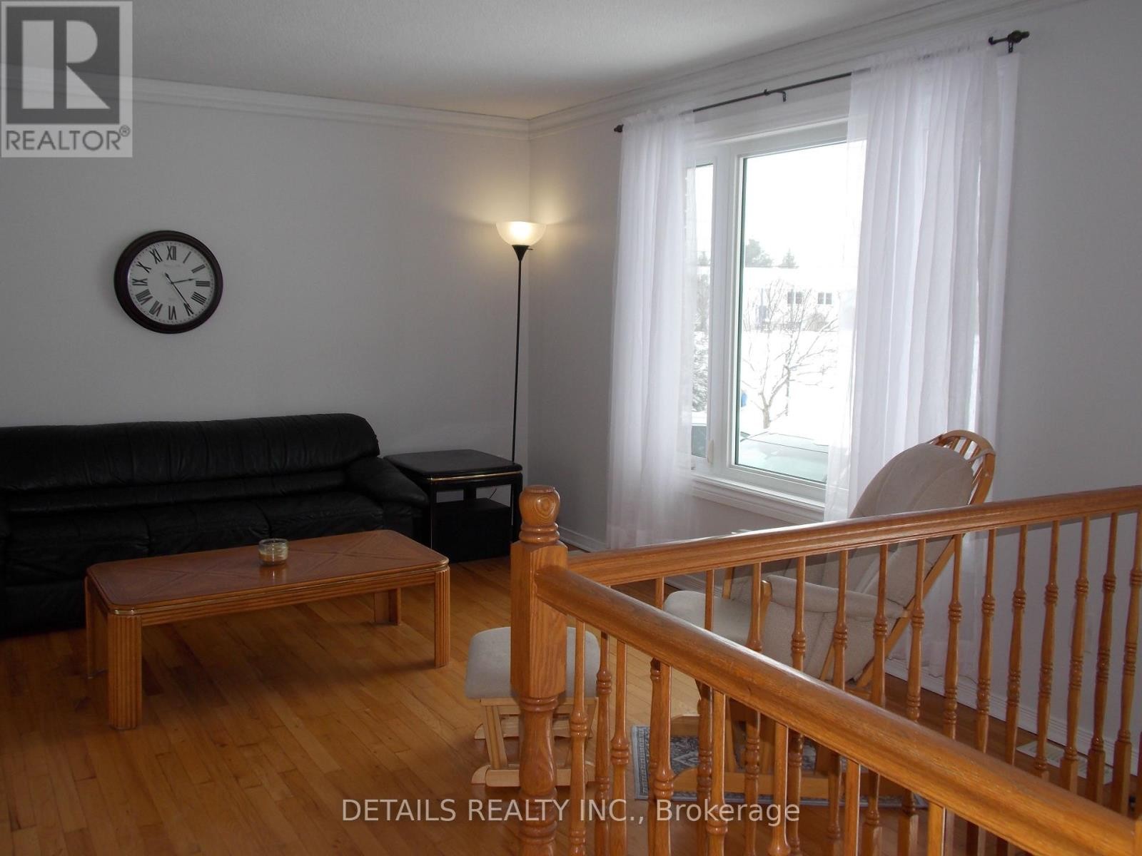 












7 TILLY LANE

,
North Grenville,




Ontario
K0G1S0

