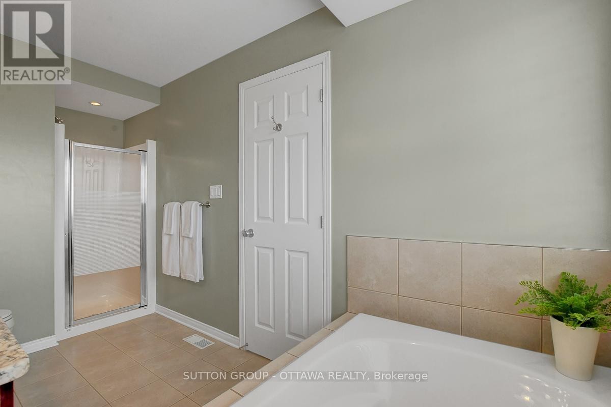 












124 CEDARDOWN PRIVATE

,
Ottawa,




Ontario
K2J0W2

