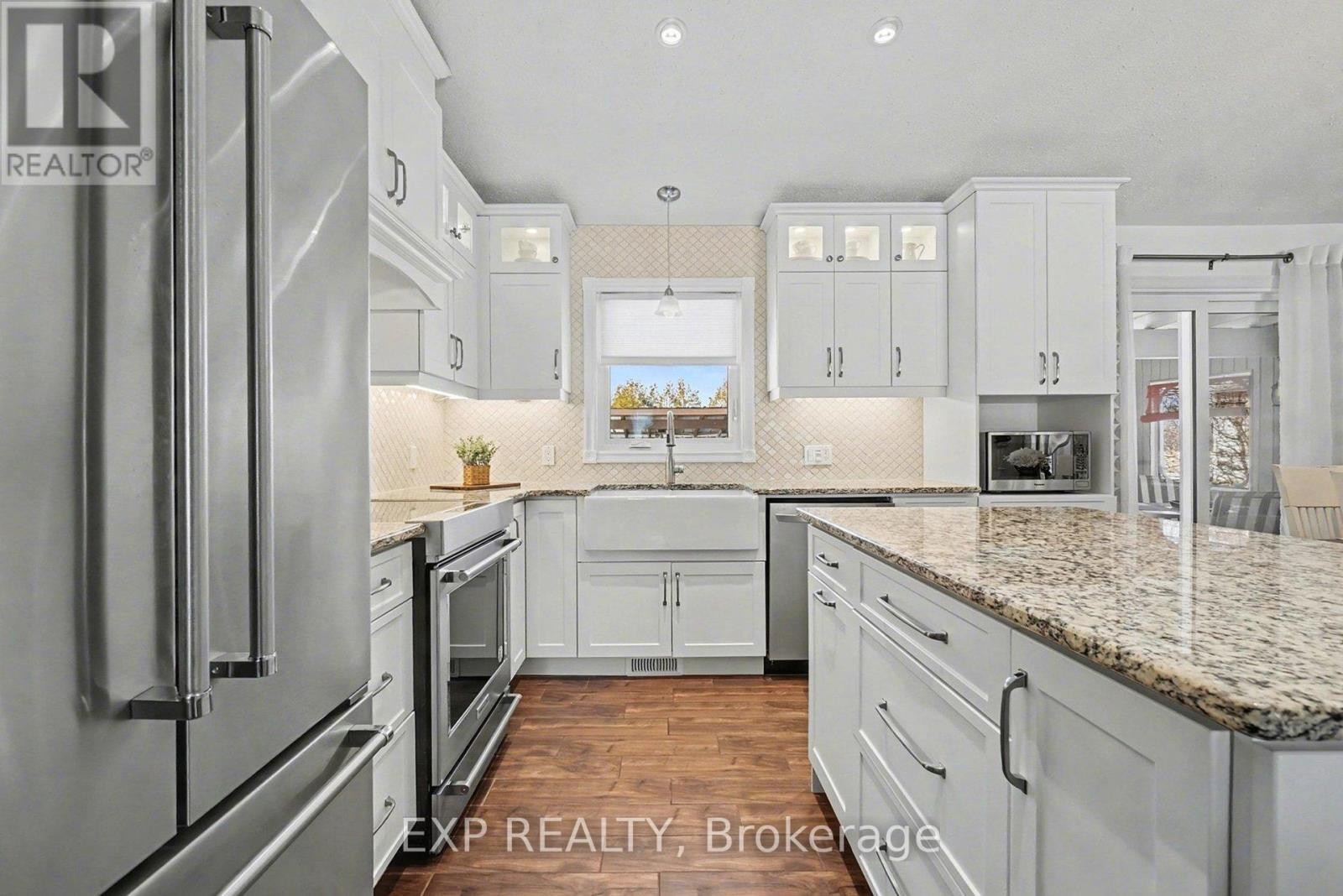 












3238 DROUIN ROAD

,
Clarence-Rockland,




Ontario
K0A2A0

