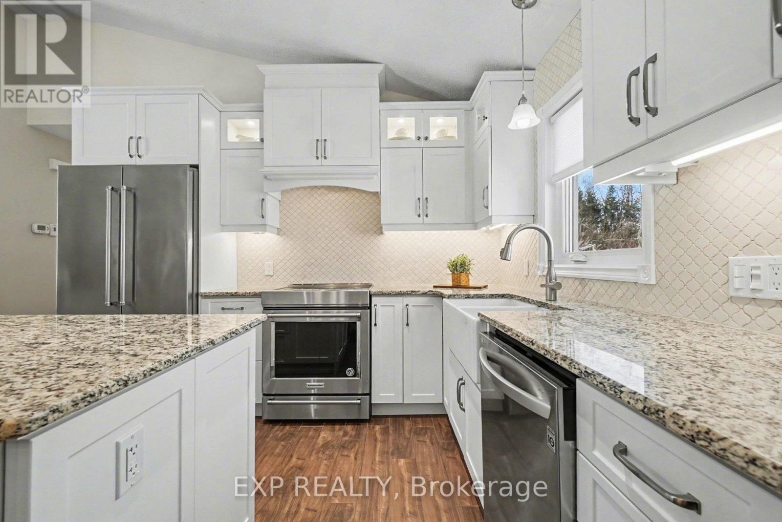 












3238 DROUIN ROAD

,
Clarence-Rockland,




Ontario
K0A2A0

