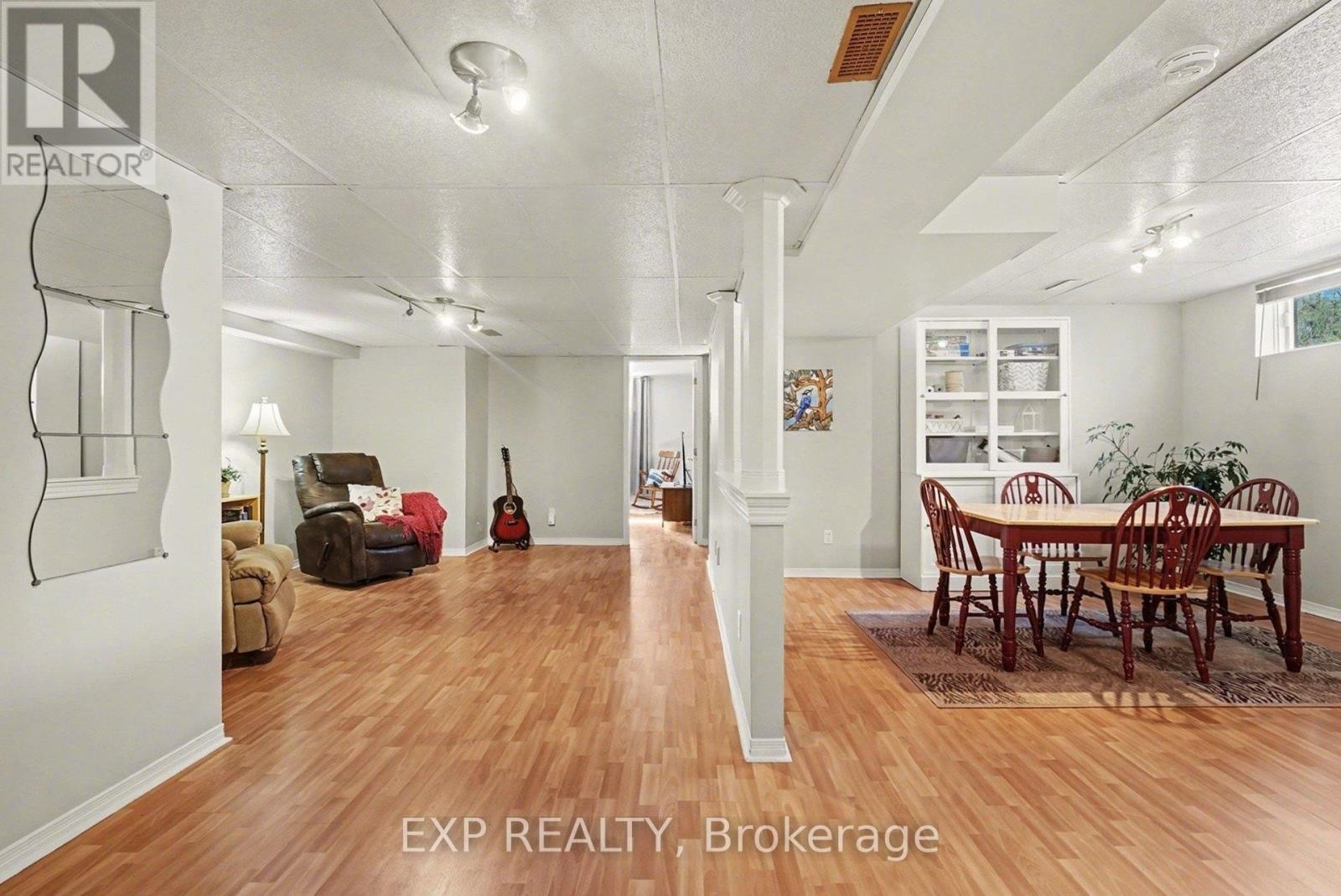 












3238 DROUIN ROAD

,
Clarence-Rockland,




Ontario
K0A2A0

