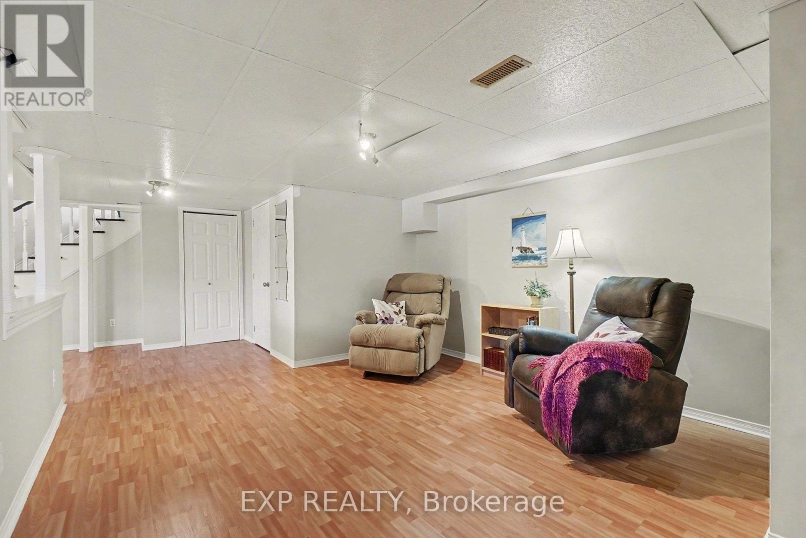 












3238 DROUIN ROAD

,
Clarence-Rockland,




Ontario
K0A2A0

