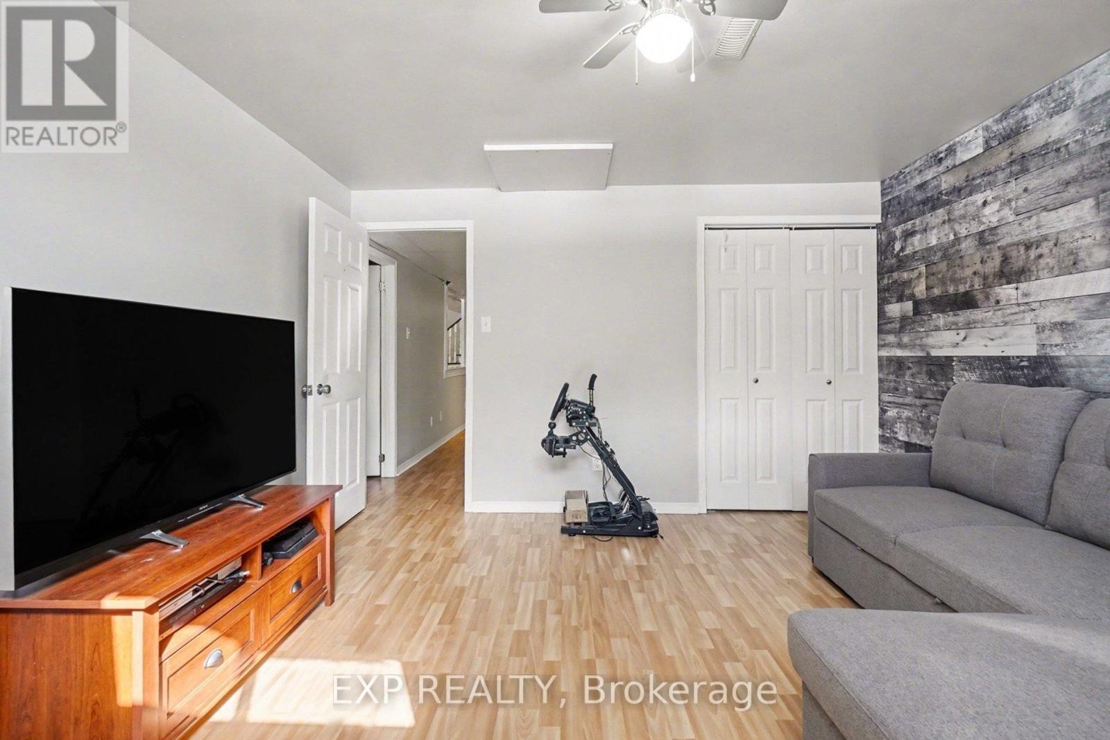 












3238 DROUIN ROAD

,
Clarence-Rockland,




Ontario
K0A2A0

