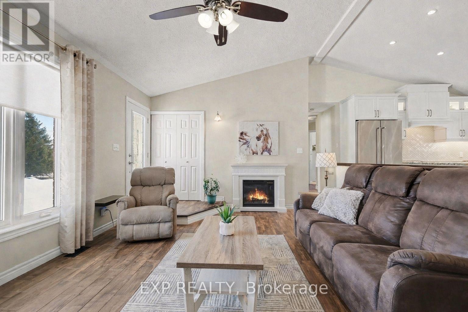 












3238 DROUIN ROAD

,
Clarence-Rockland,




Ontario
K0A2A0

