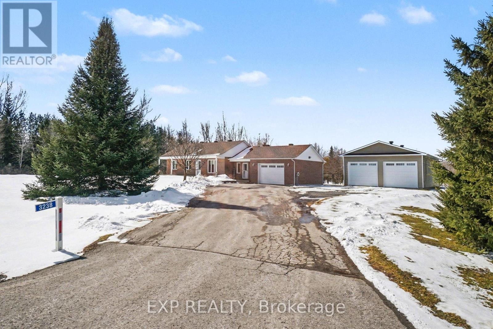 












3238 DROUIN ROAD

,
Clarence-Rockland,




Ontario
K0A2A0

