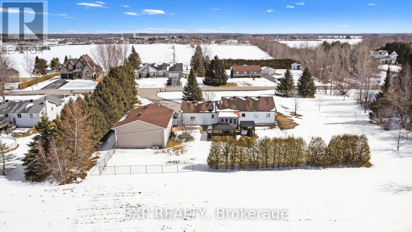 












3238 DROUIN ROAD

,
Clarence-Rockland,




Ontario
K0A2A0

