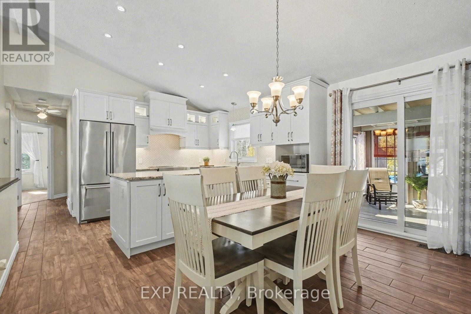 












3238 DROUIN ROAD

,
Clarence-Rockland,




Ontario
K0A2A0

