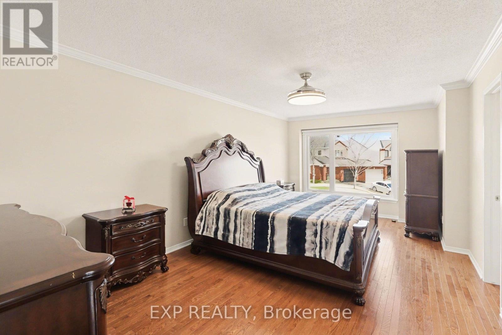 












4630 OGILVIE WALK CRESCENT

,
Ottawa,




Ontario
K1J1G7

