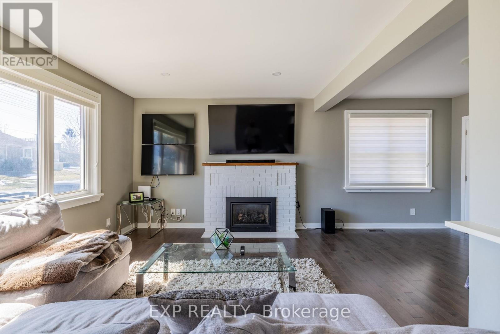 












35 WITHROW AVENUE

,
Ottawa,




Ontario
K2G2H7

