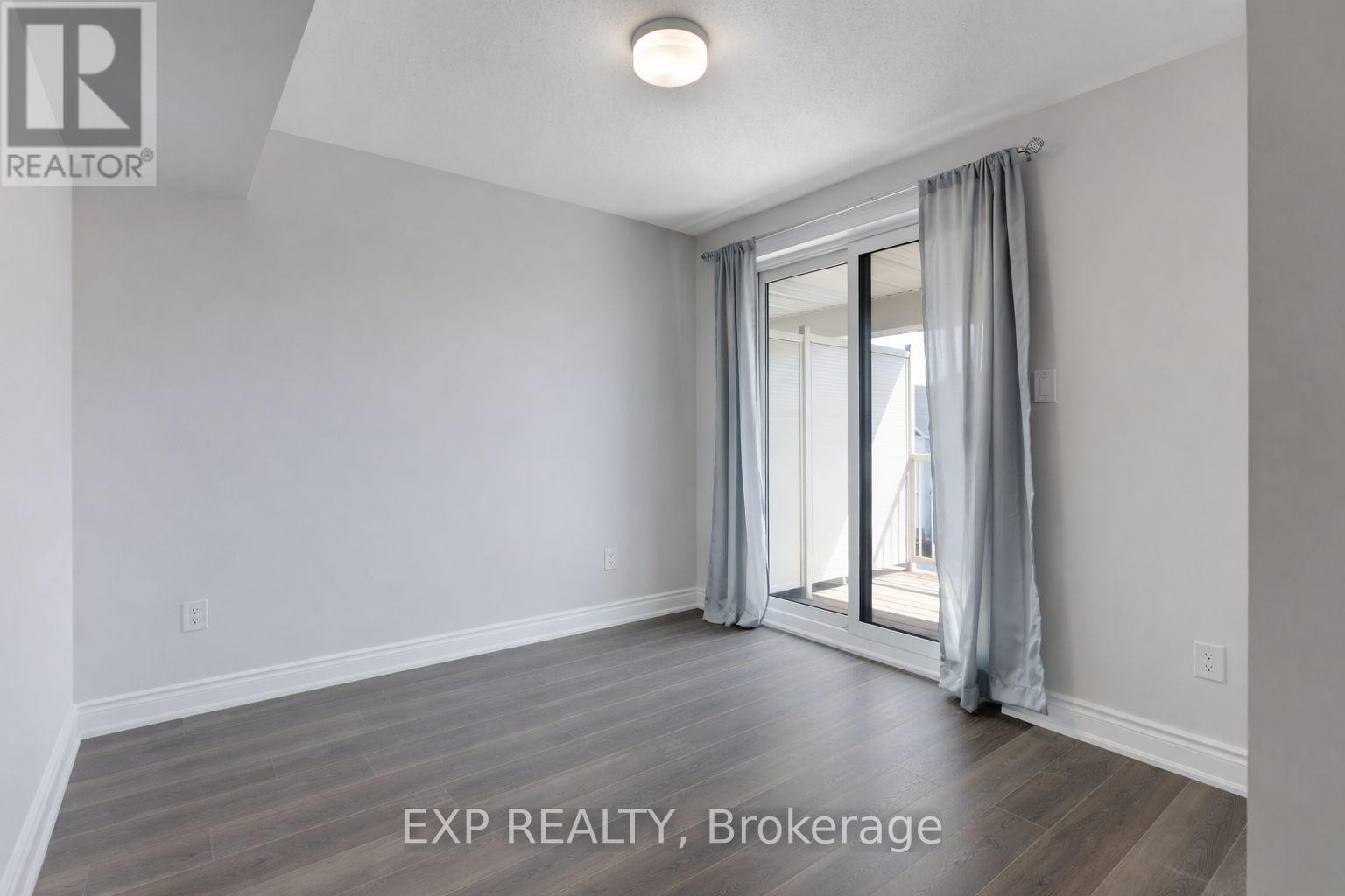 












757 CHROMITE PRIVATE

,
Ottawa,




Ontario
K2J7J2

