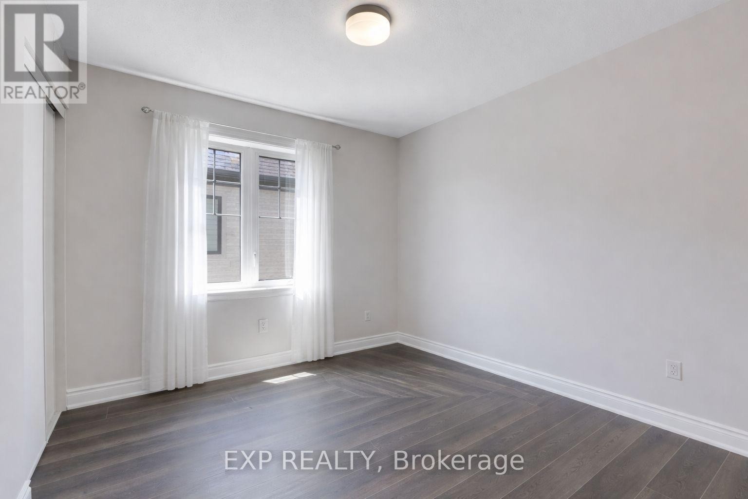 












757 CHROMITE PRIVATE

,
Ottawa,




Ontario
K2J7J2

