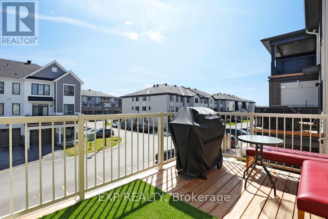 












757 CHROMITE PRIVATE

,
Ottawa,




Ontario
K2J7J2

