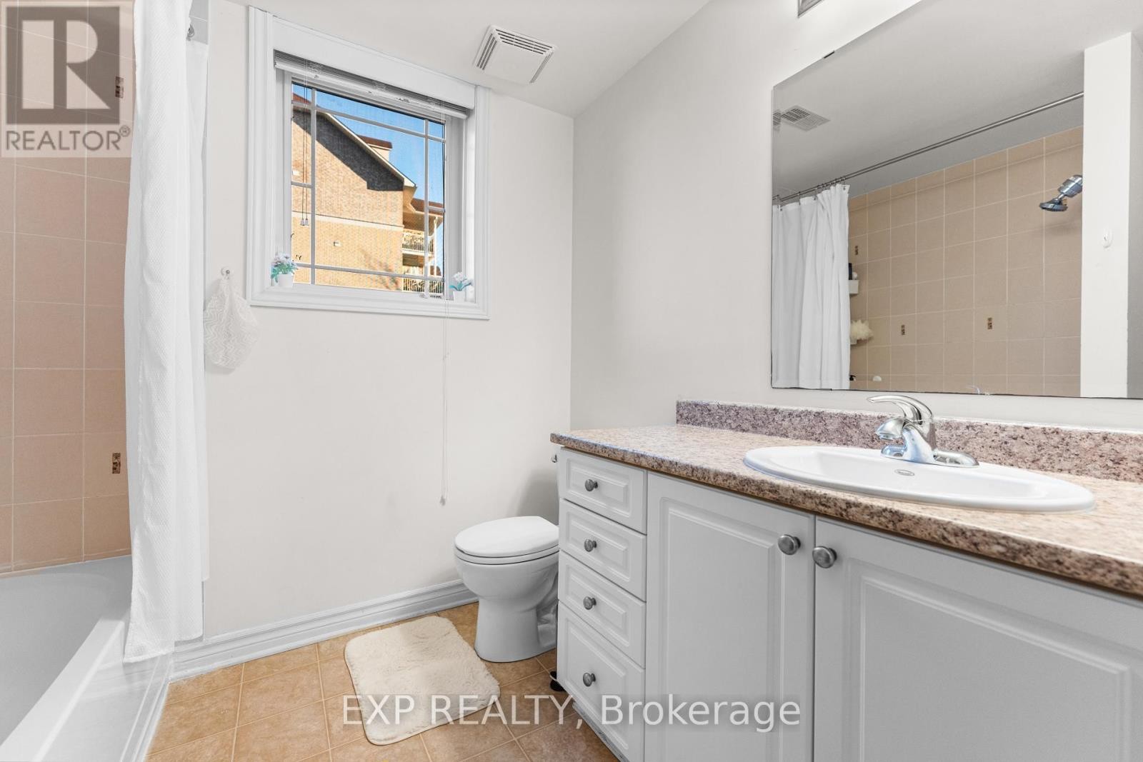 












2 - 2- 385 PASEO PRIVATE

,
Ottawa,




Ontario
K2G4N7

