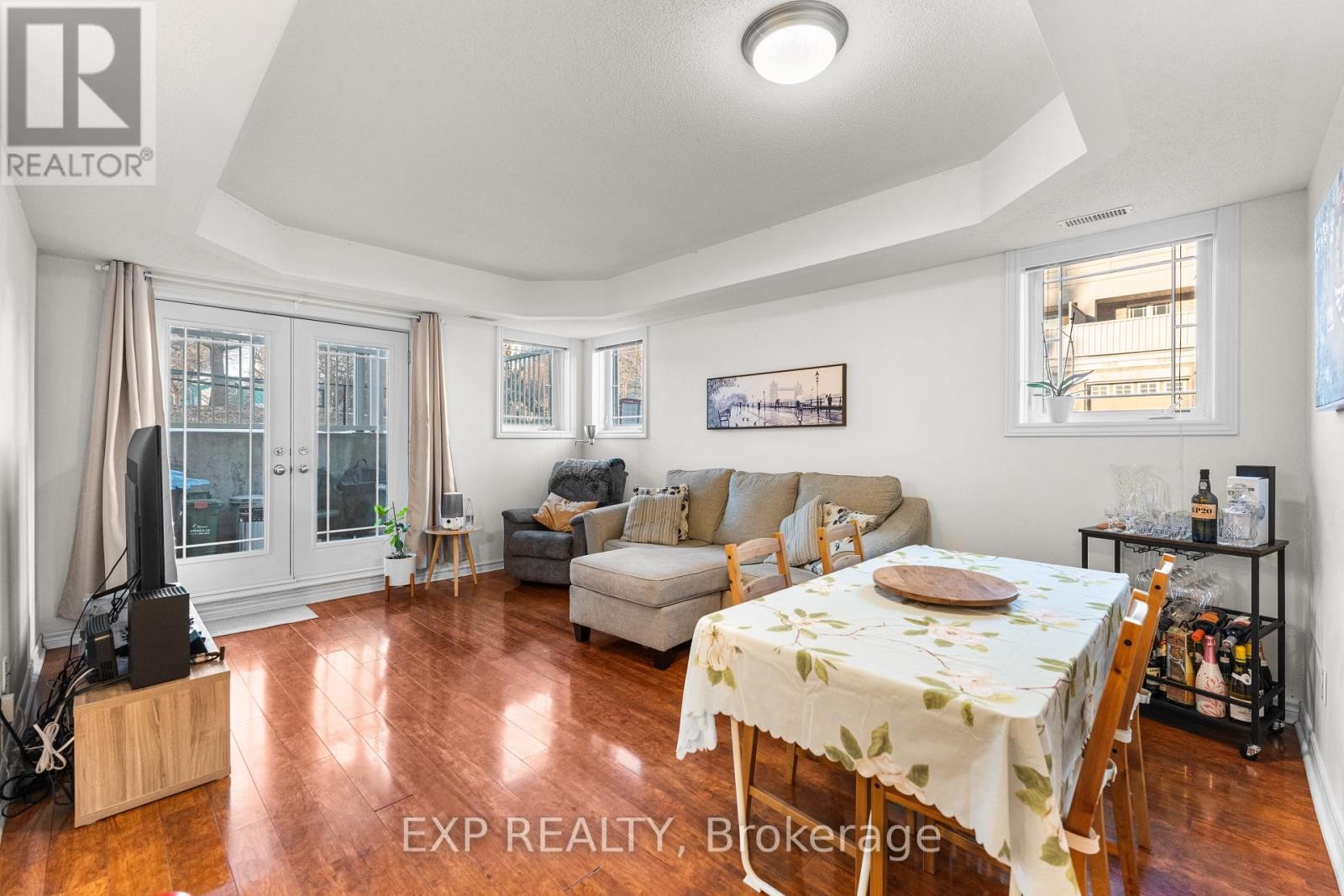 












2 - 2- 385 PASEO PRIVATE

,
Ottawa,




Ontario
K2G4N7

