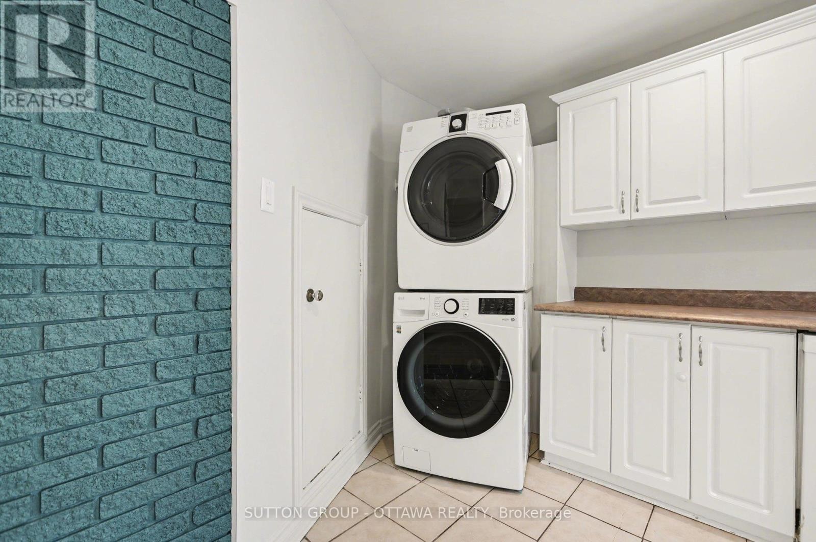 












1071 ALDEA AVENUE

,
Ottawa,




Ontario
K1H8B8

