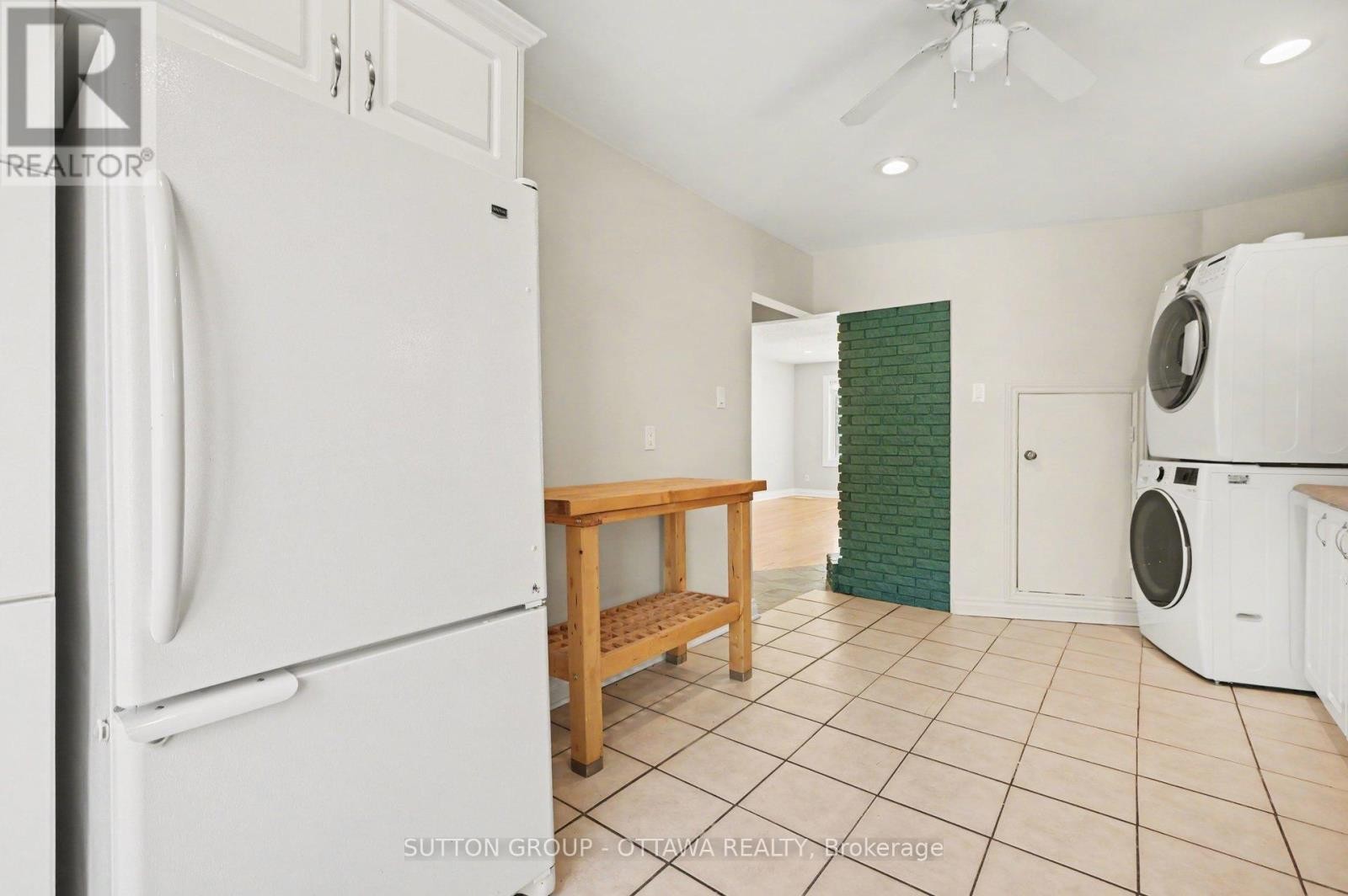












1071 ALDEA AVENUE

,
Ottawa,




Ontario
K1H8B8

