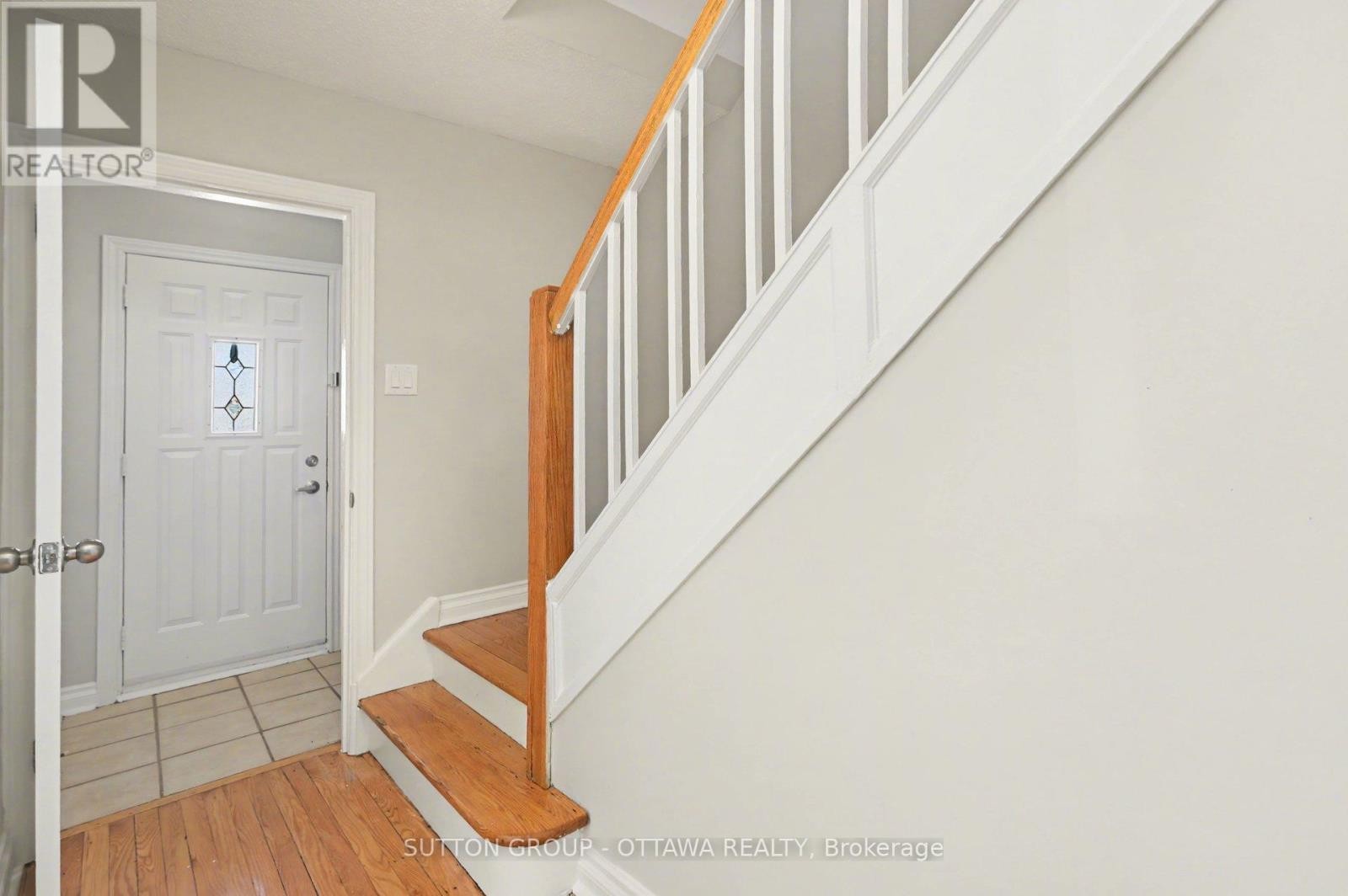 












1071 ALDEA AVENUE

,
Ottawa,




Ontario
K1H8B8

