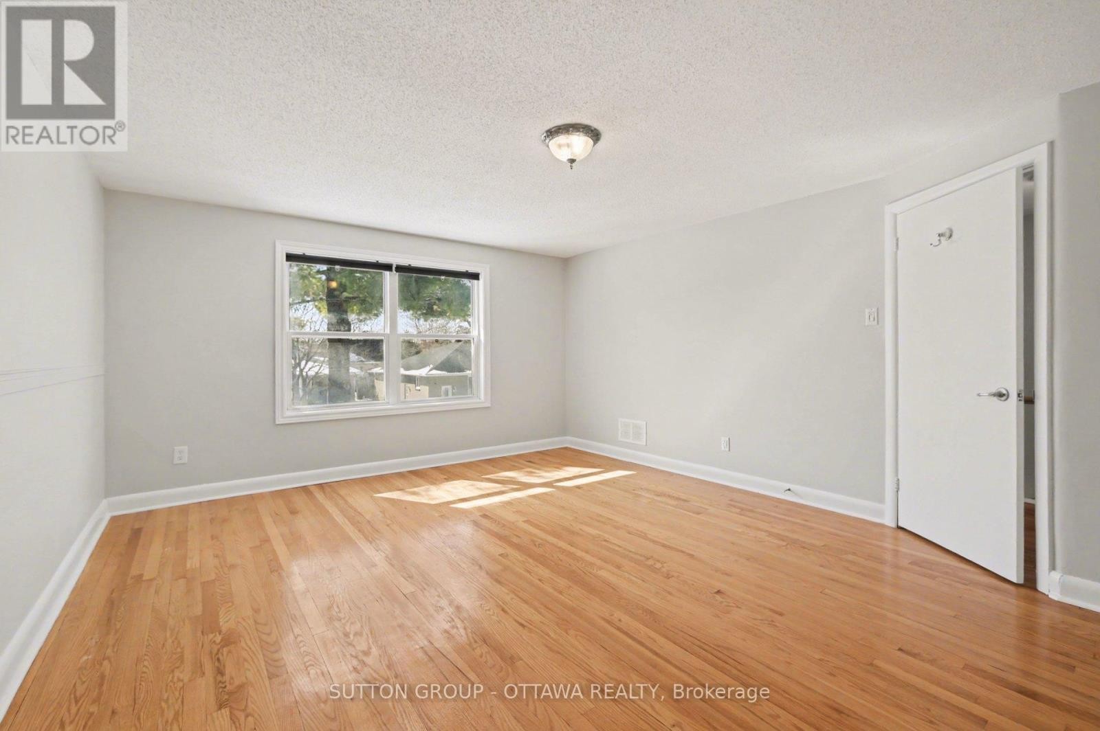 












1071 ALDEA AVENUE

,
Ottawa,




Ontario
K1H8B8

