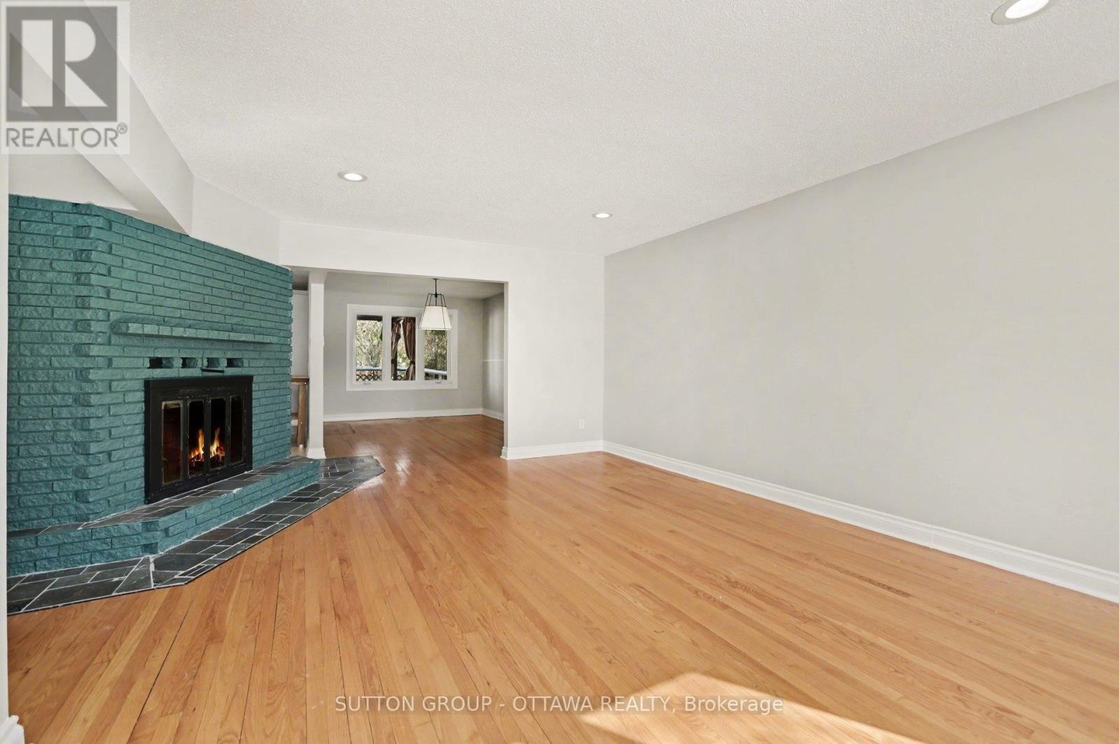 












1071 ALDEA AVENUE

,
Ottawa,




Ontario
K1H8B8

