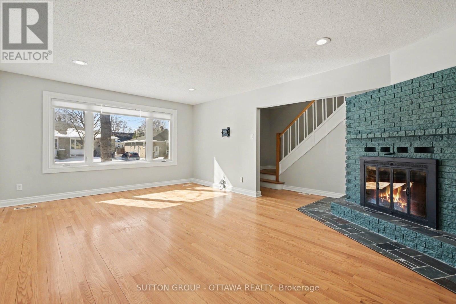 












1071 ALDEA AVENUE

,
Ottawa,




Ontario
K1H8B8

