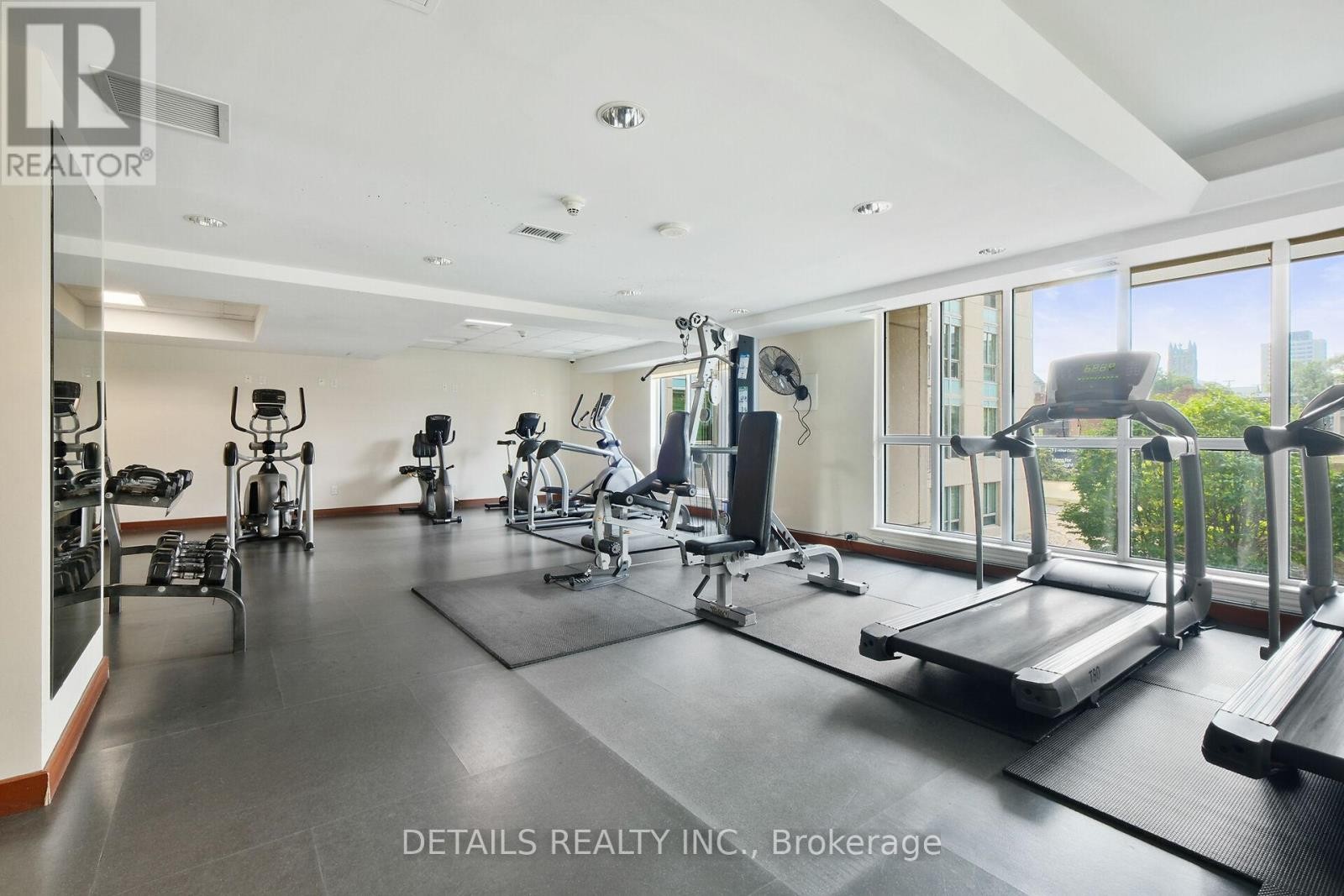 












1202 - 200 RIDEAU STREET

,
Ottawa,




Ontario
K1N5Y1

