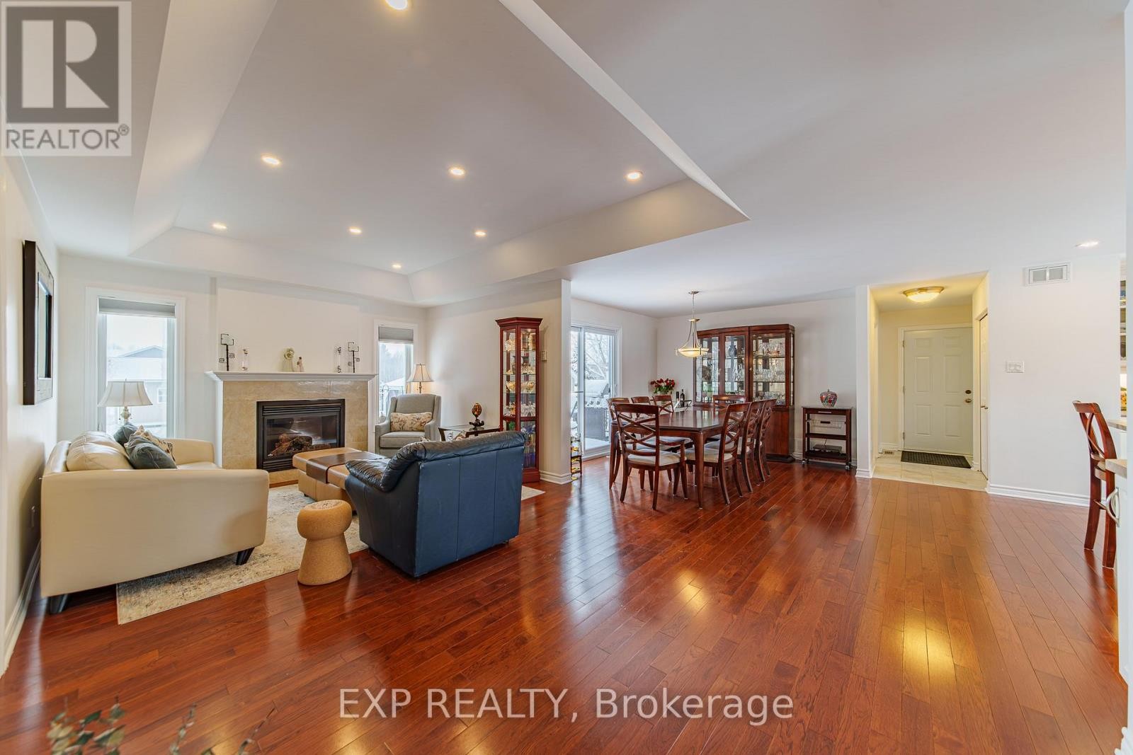 












1899 FARISITA DRIVE

,
Ottawa,




Ontario
K0A3H0

