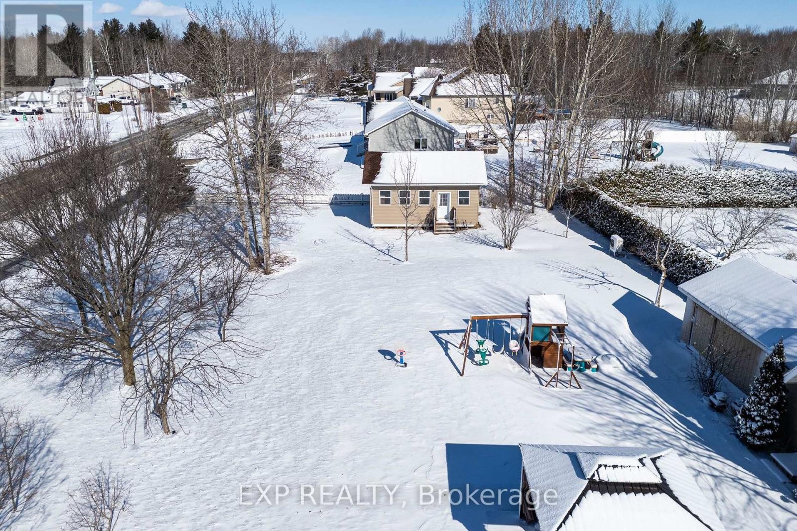 












1899 FARISITA DRIVE

,
Ottawa,




Ontario
K0A3H0

