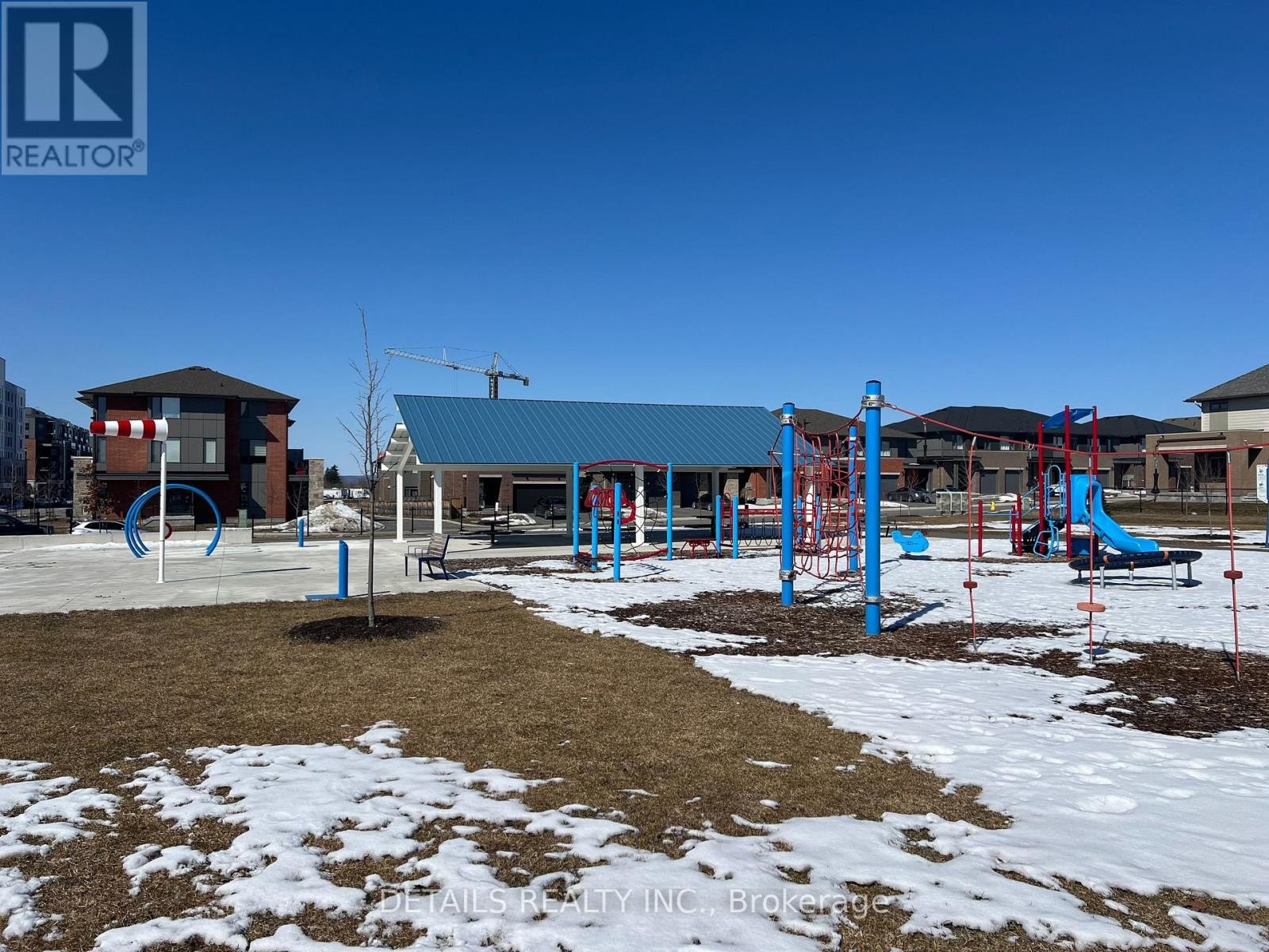 












303 WIGWAS STREET

,
Ottawa,




Ontario
K1K5A1


