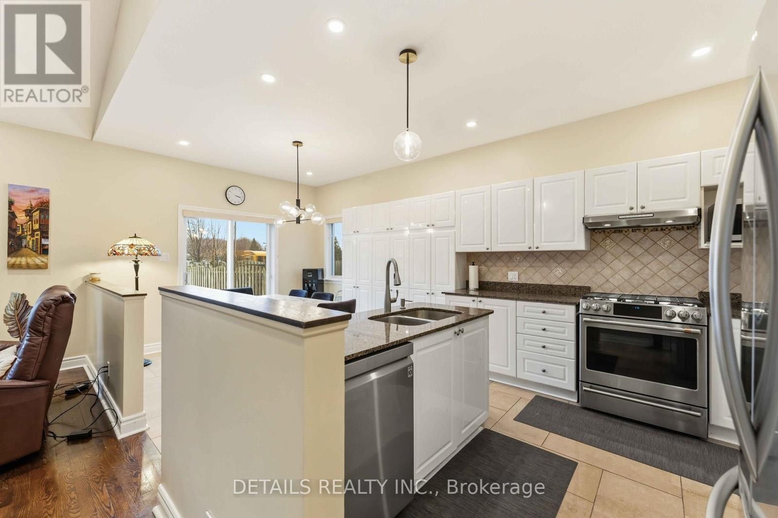 












4124 WOLFE POINT WAY

,
Ottawa,




Ontario
K1V1P4

