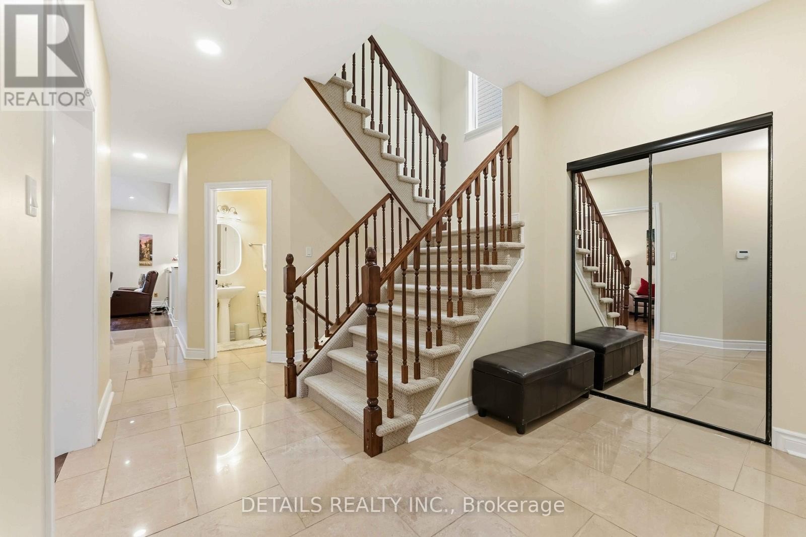 












4124 WOLFE POINT WAY

,
Ottawa,




Ontario
K1V1P4


