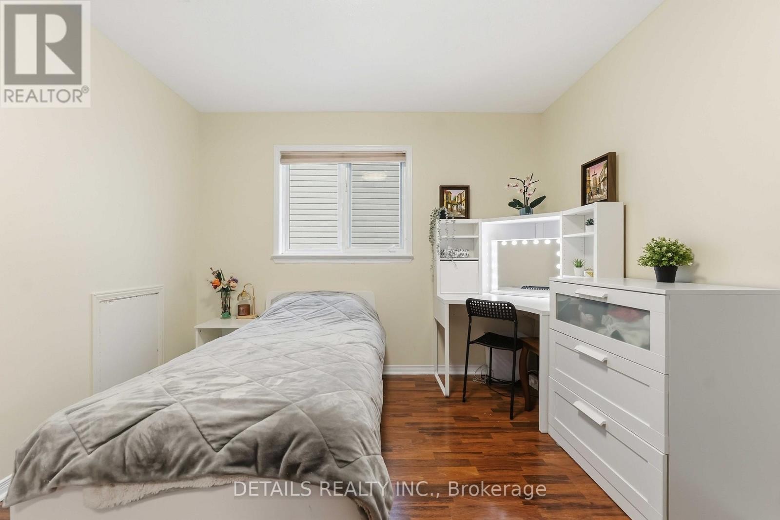 












4124 WOLFE POINT WAY

,
Ottawa,




Ontario
K1V1P4

