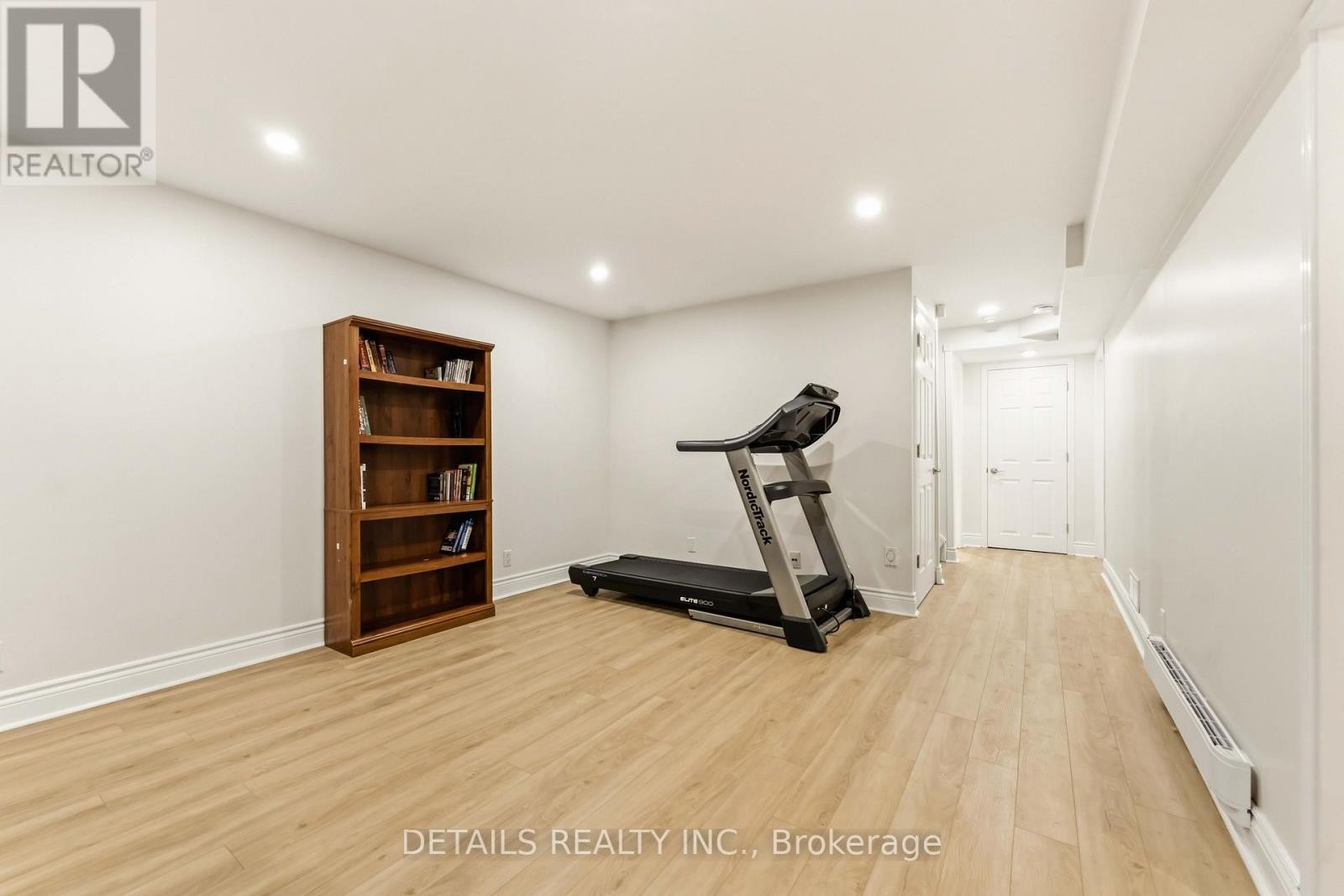 












4124 WOLFE POINT WAY

,
Ottawa,




Ontario
K1V1P4

