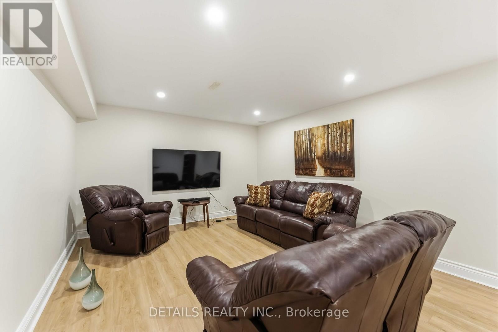 












4124 WOLFE POINT WAY

,
Ottawa,




Ontario
K1V1P4

