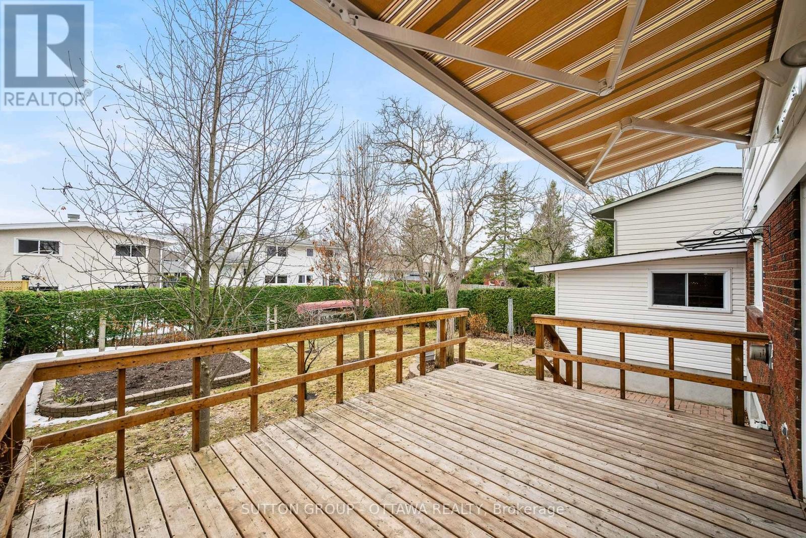 












2391 OGILVIE ROAD

,
Ottawa,




Ontario
K1J7N4

