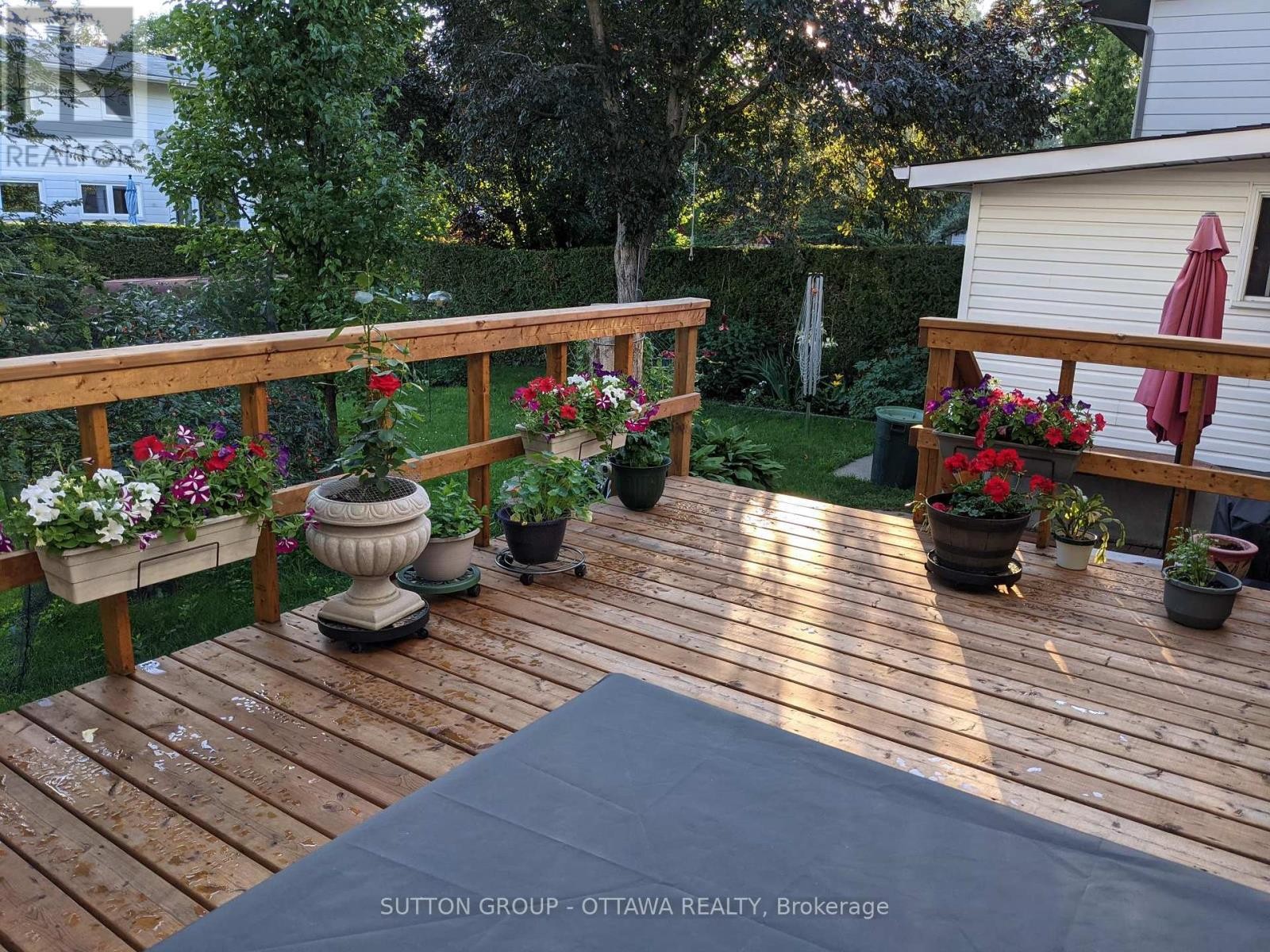 












2391 OGILVIE ROAD

,
Ottawa,




Ontario
K1J7N4

