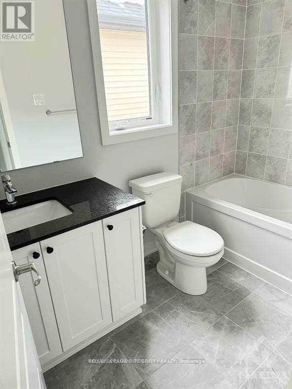 












2489 WATERCOLOURS WAY

,
Ottawa,




Ontario
K2J7B1

