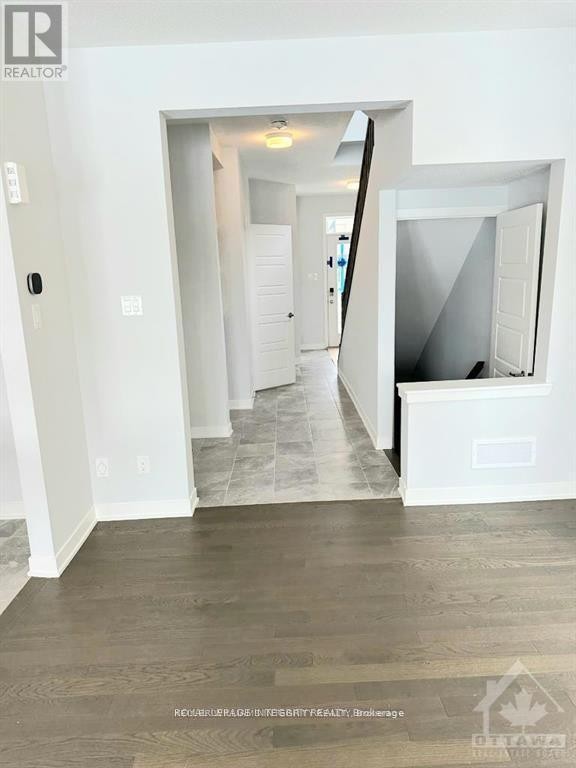 












2489 WATERCOLOURS WAY

,
Ottawa,




Ontario
K2J7B1

